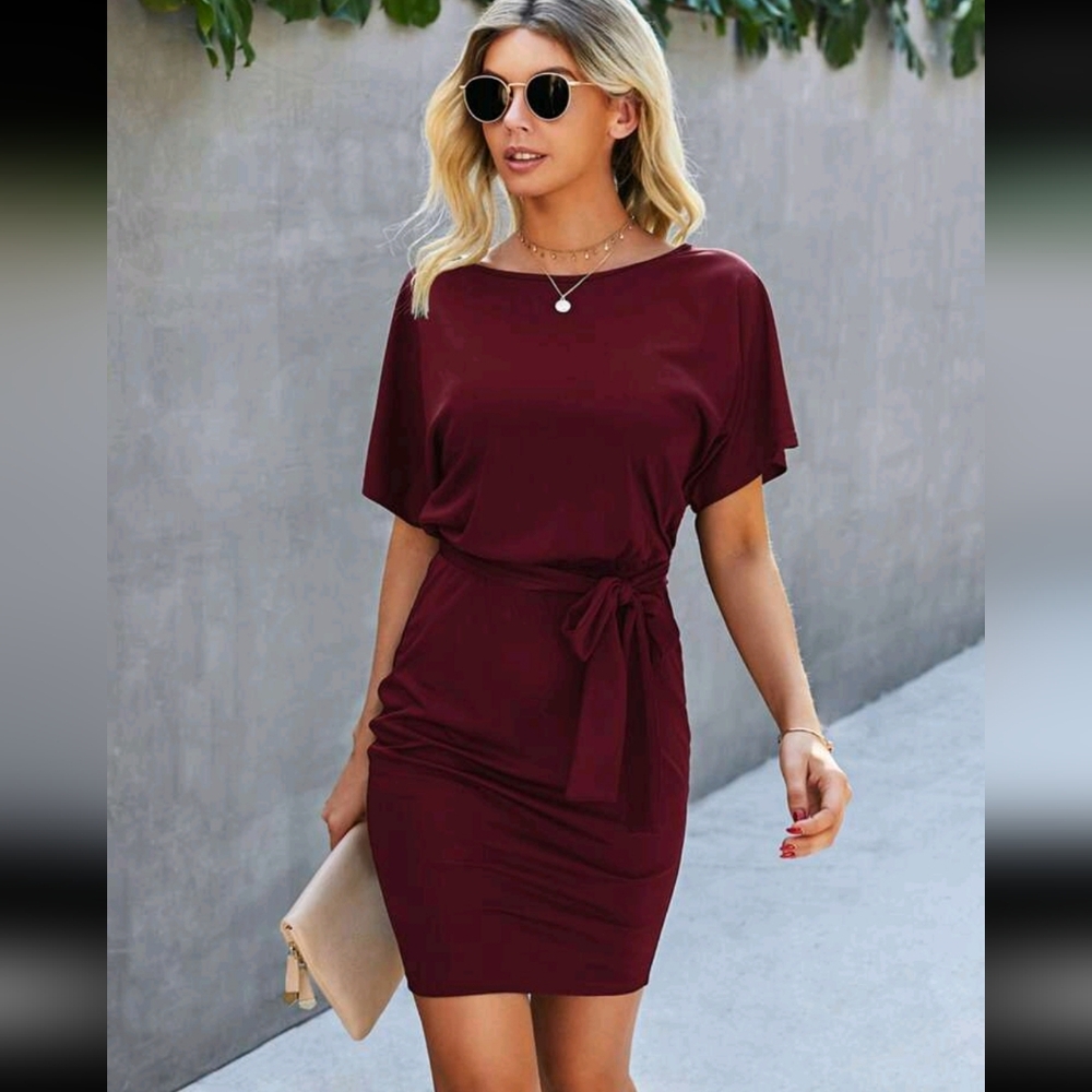 SHEIN Batwing Sleeve Belted Fitted Dress